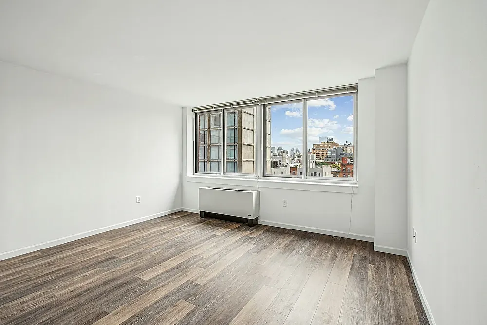 229 Chrystie Street — Photo 2