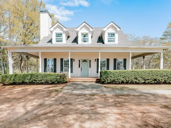 1051 Hillcrest Dr, Watkinsville, GA 30677