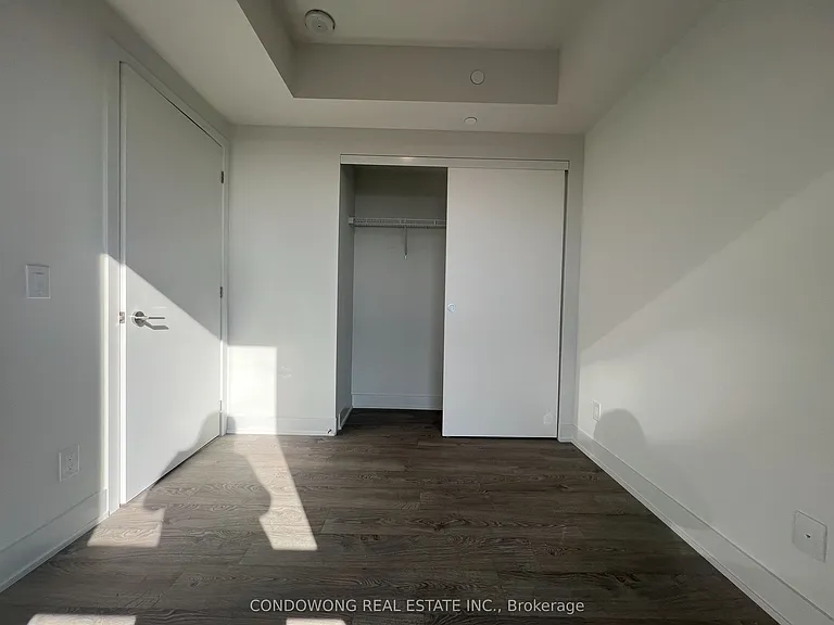 8 Cumberland St #3602 — Photo 9