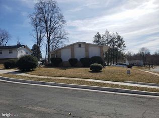 1 Woodhue Ct, Windsor Mill, MD 21244