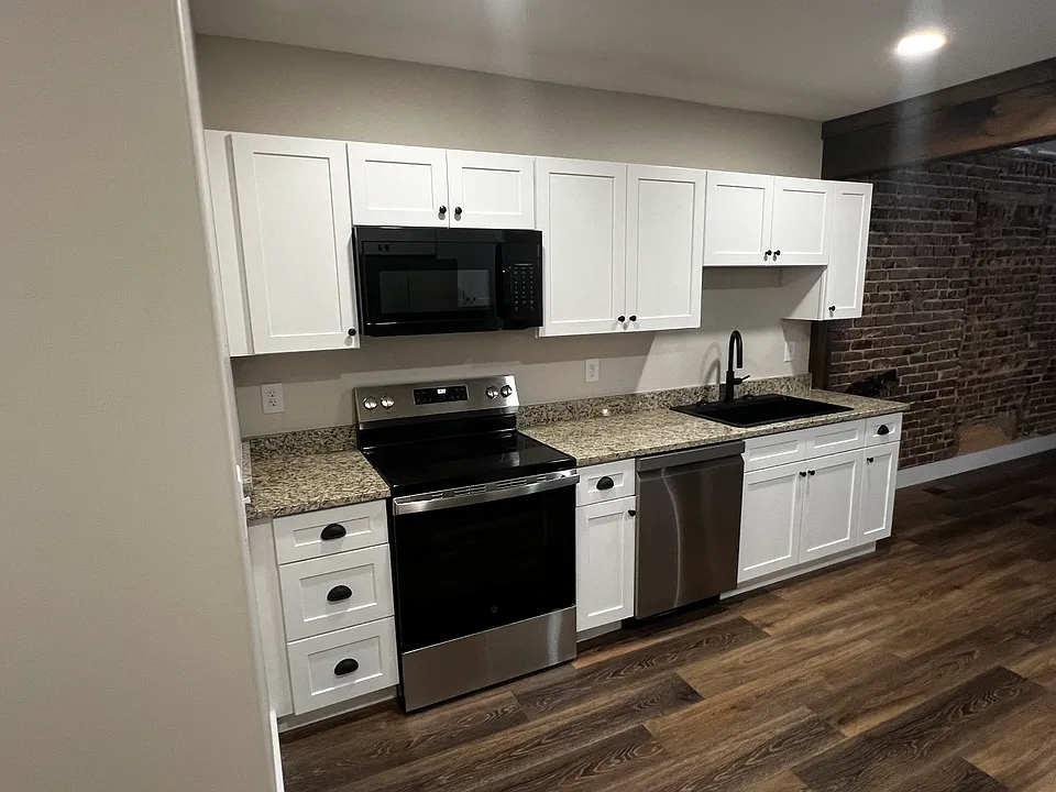 110 Union St #2A