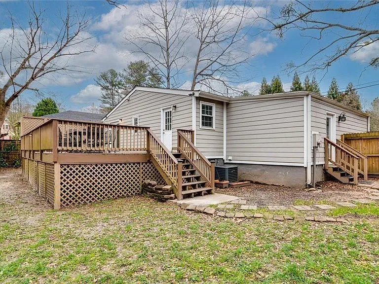 1756 Dresden Dr NE — Photo 31
