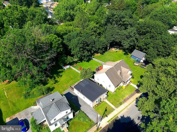 210 Noble St, Lititz, PA 17543