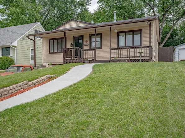 1324 S Patterson St, Sioux City, IA 51106