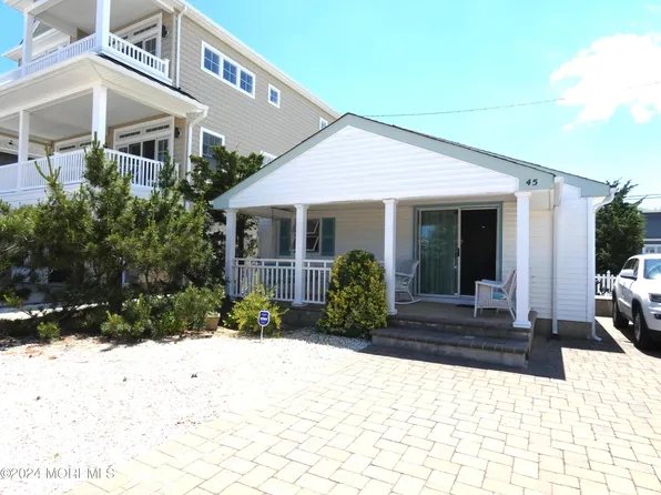 45 Las Vegas Road, Lavallette, NJ 08735