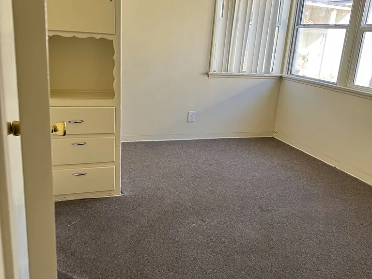 23 Lemon Ave — Photo 5
