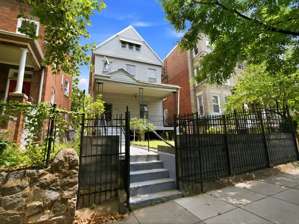 3477 Holmead Pl NW, Washington, DC 20010