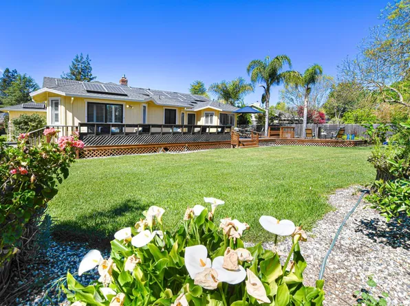 186 Barrio Way, Windsor, CA 95492