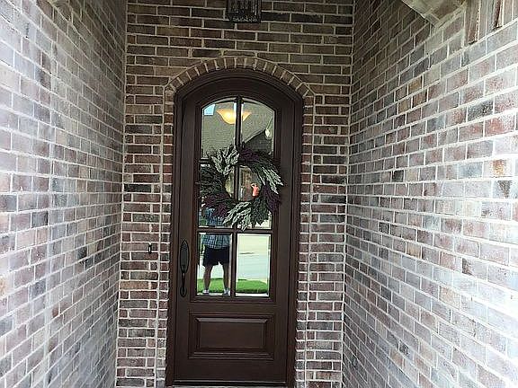 3rd image of 1403 W Ash St