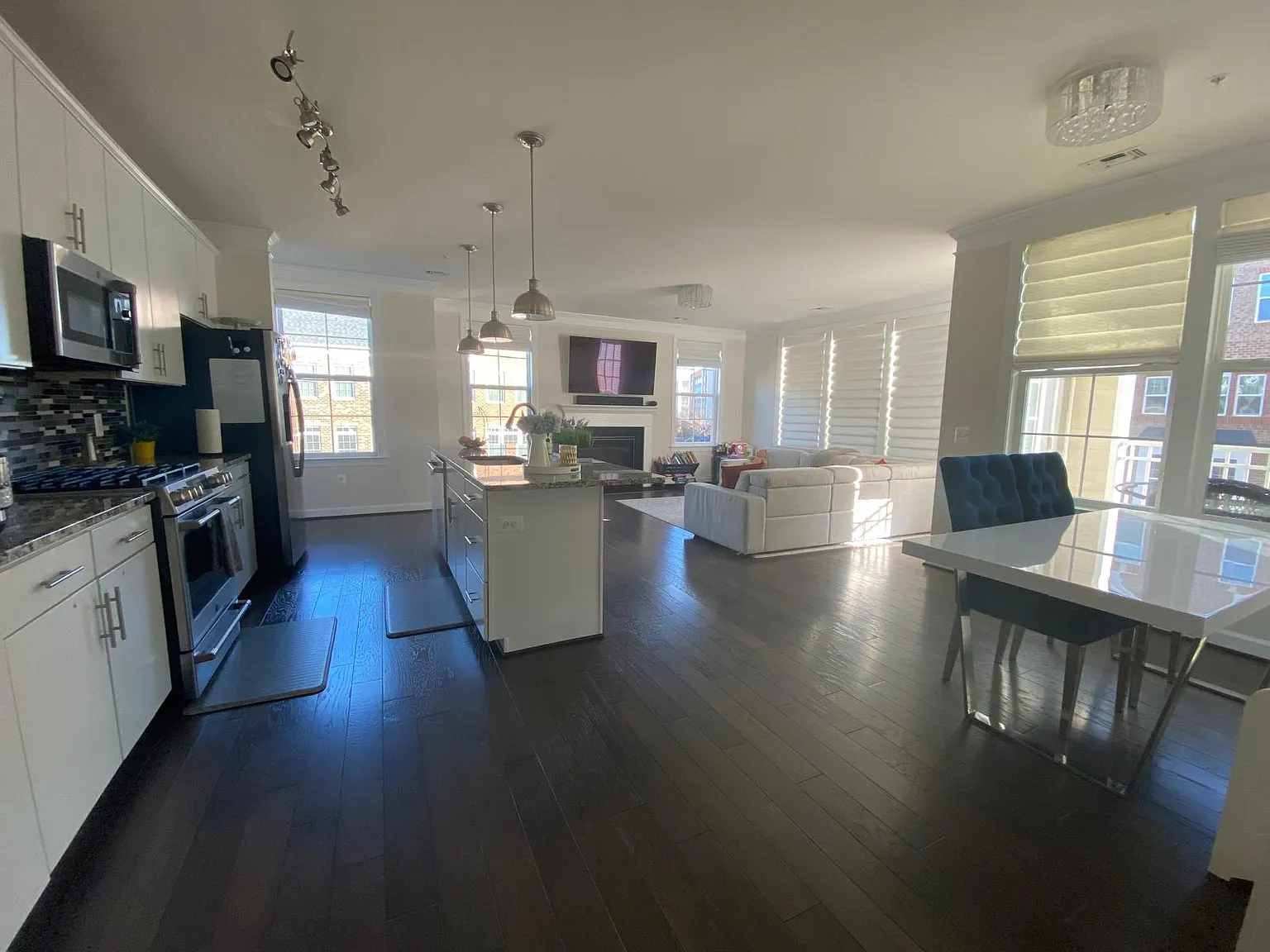 13740 Endeavor Dr — Photo 1