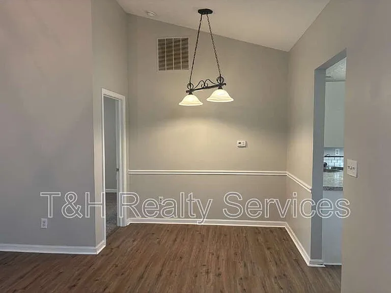 1335 Millridge Dr — Photo 6