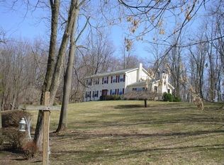 31 New Hamburg Rd, Wappingers Falls, NY 12590