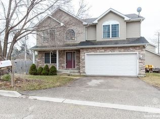 25987 W Oak Ln, Ingleside, IL 60041