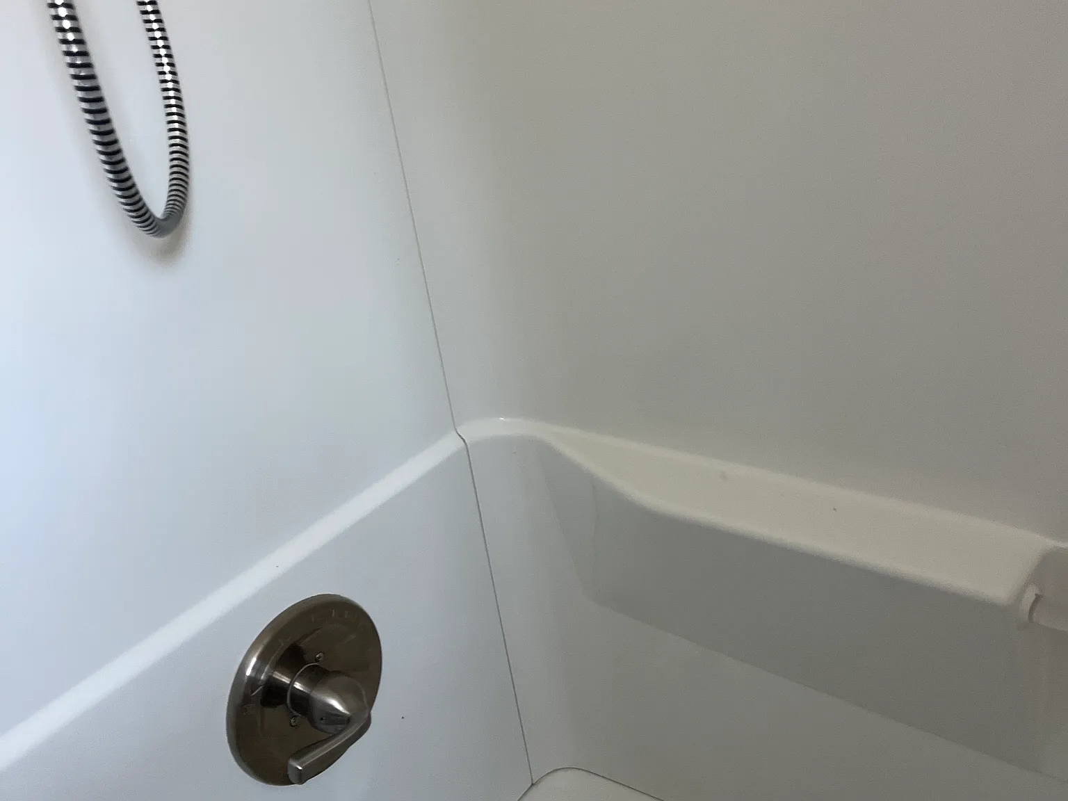 2 bed, 1000 sqft, $1,100 — Photo 4