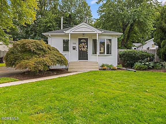 2nd image of 108 Hamilton Avenue