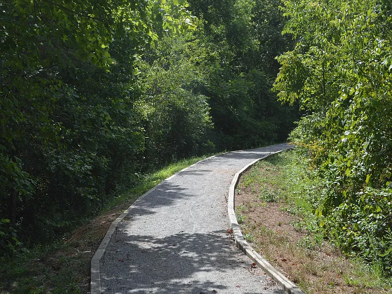 There is a nice nature trail in the neighborhood.