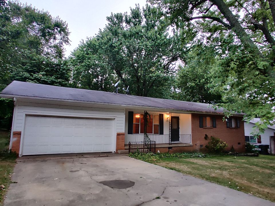 1st image of 1351 N Stephens Ave