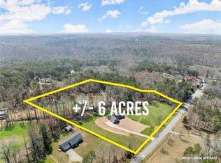 5533 Wg Robinson Rd, Gainesville, GA 30506