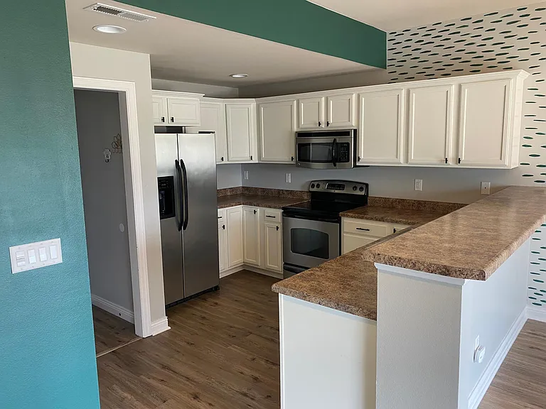1459 Marilyn Dr — Photo 9