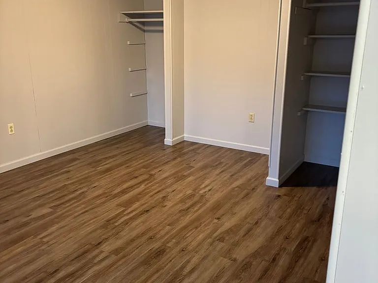 605 S Sequim Ave — Photo 6