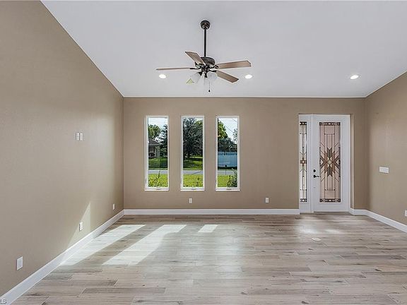 5th image of 2726 NE 20th Ct