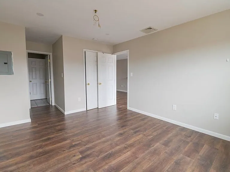 410 Canal Park #410 — Photo 7