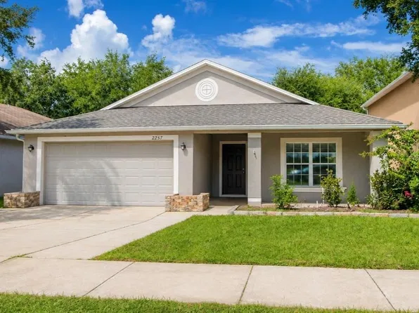 2257 MARTINS RUN, TAVARES, FL 32778