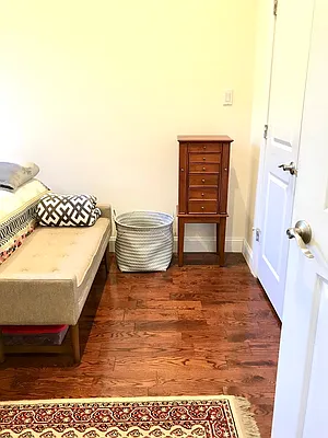 Rented by Bold New York | media 7