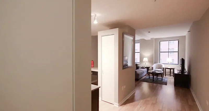 1 bed, 1.0 bath, 606 sqft, $1,980 — Photo 3
