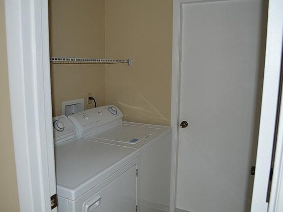 3rd image of 357 NE Gulfstream Avenue
