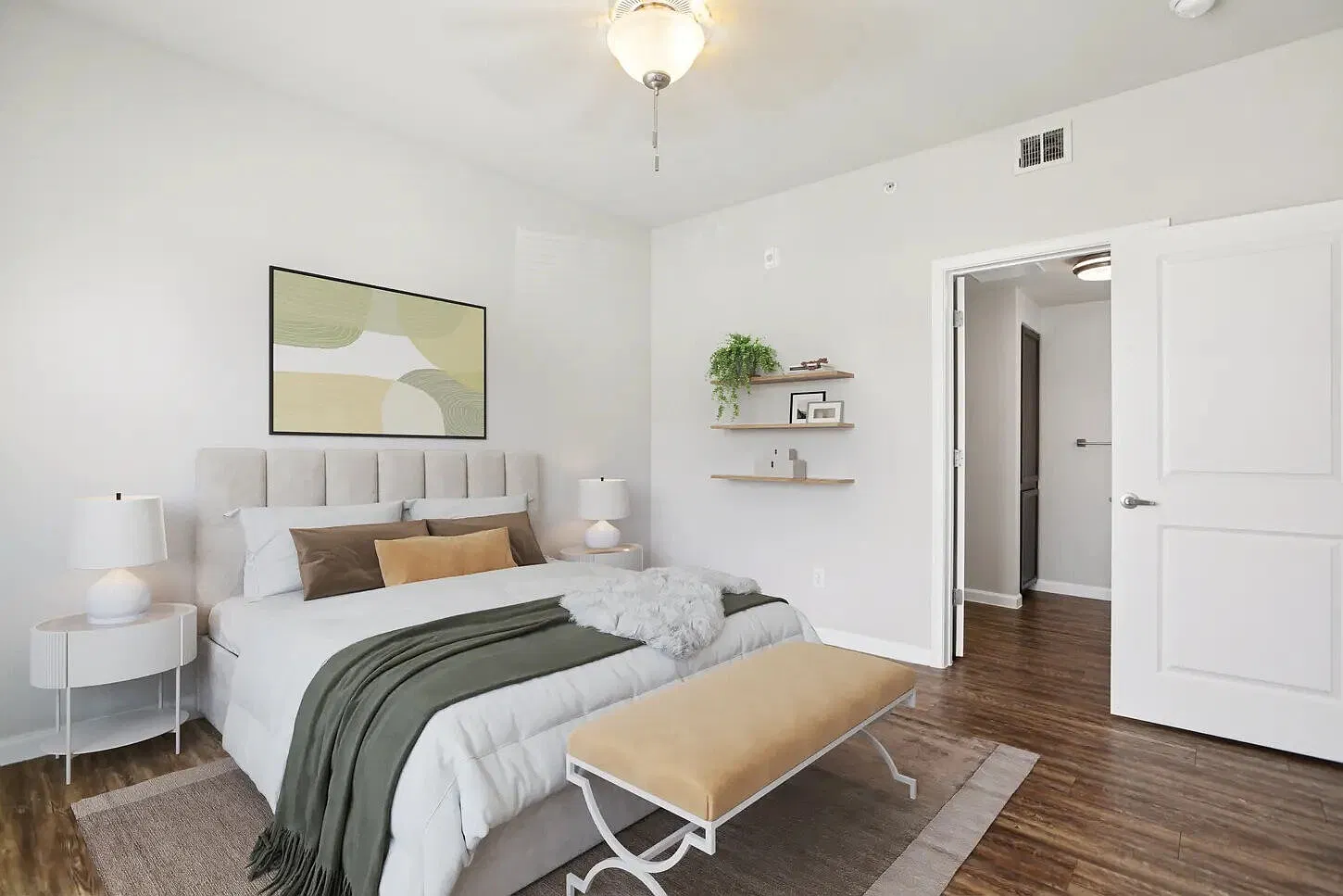 Creekview Apartment Homes — Photo 3