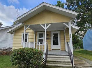 632 Ridgewood Dr, Fort Wayne, IN 46805