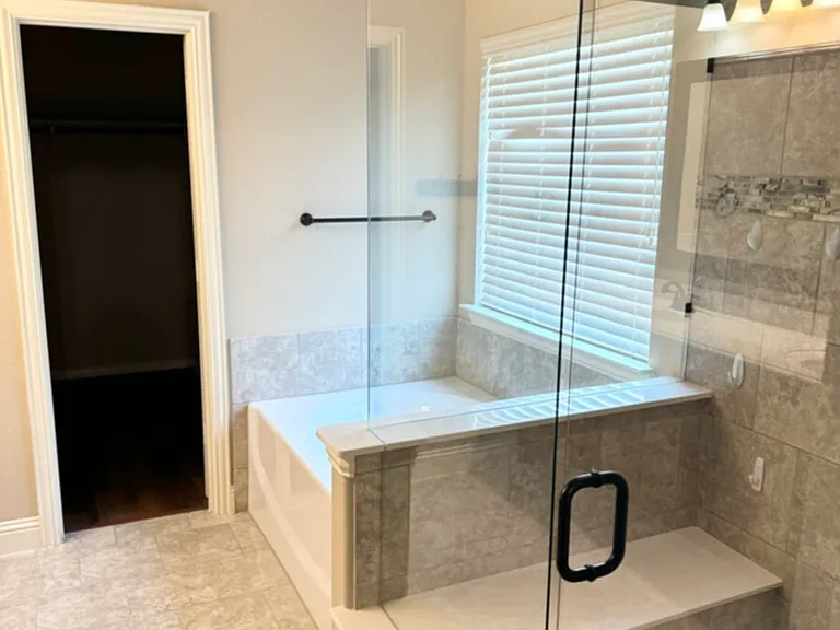 6308 Ashford Trl — Photo 10