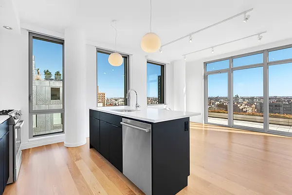 Rented by Cooper & Cooper Real Estate | media 17