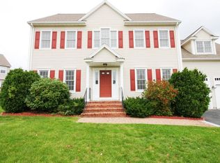 77 Wren Ter, Quincy, MA 02169
