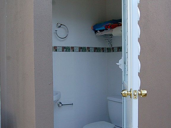swimming pool bath