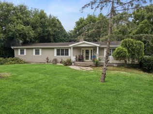 N2356 Elgin Club Dr, Lake Geneva, WI 53147