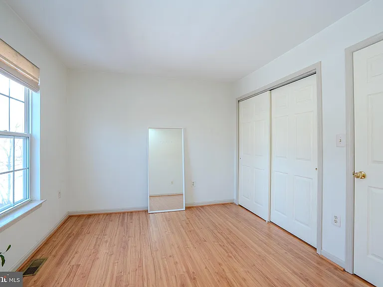 128 S Barrow Pl — Photo 19