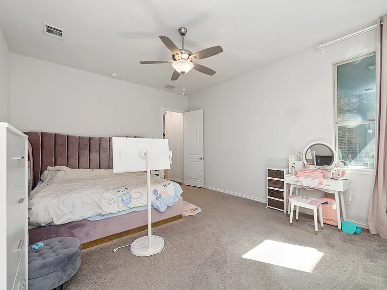 7108 Royal View Dr — Photo 12