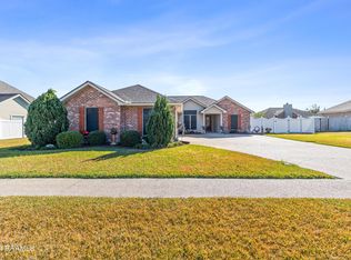 744 N Belle Cir, Breaux Bridge, LA 70517
