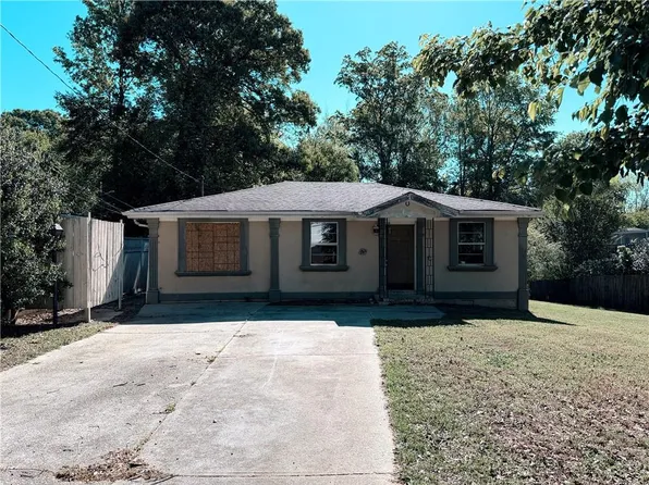 349 Diane Dr SE, Smyrna, GA 30082