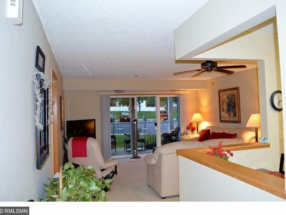 3rd image of 15400 Chippendale Ave #105