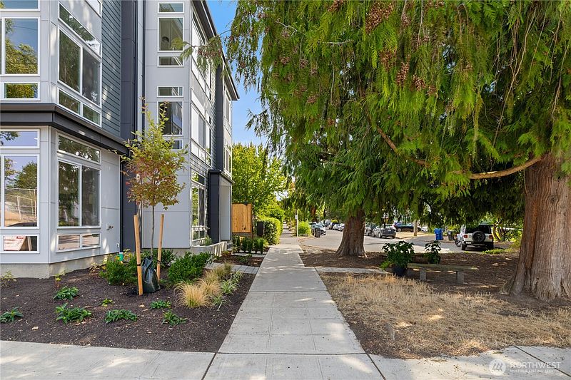 4th image of 2454 NW 60th Street