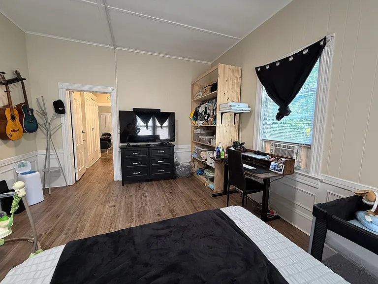 97 Claremont Rd #3 — Photo 3