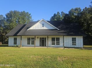 5605 Jeremy Ln, Vancleave, MS 39565
