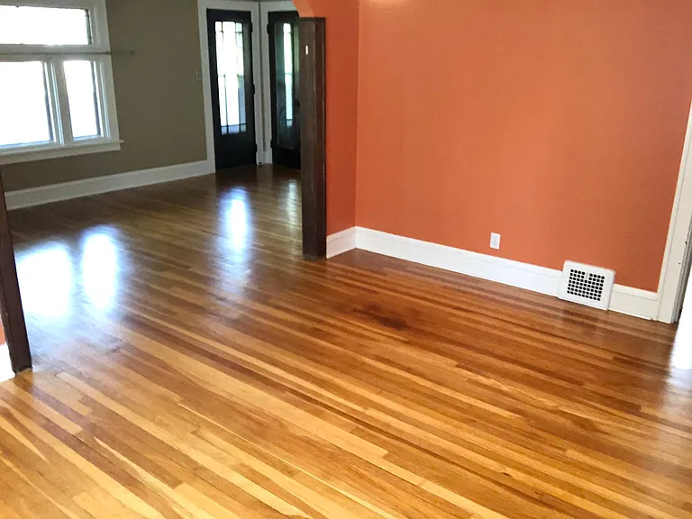 2043 Waterbury Rd — Photo 1
