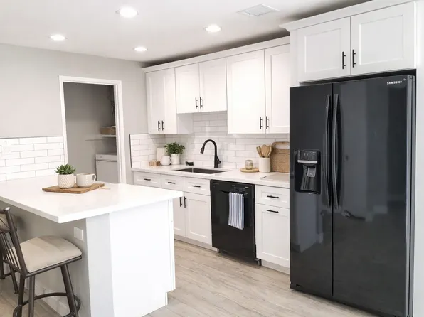 8562 E Indian School Rd Unit B, Scottsdale, AZ 85251