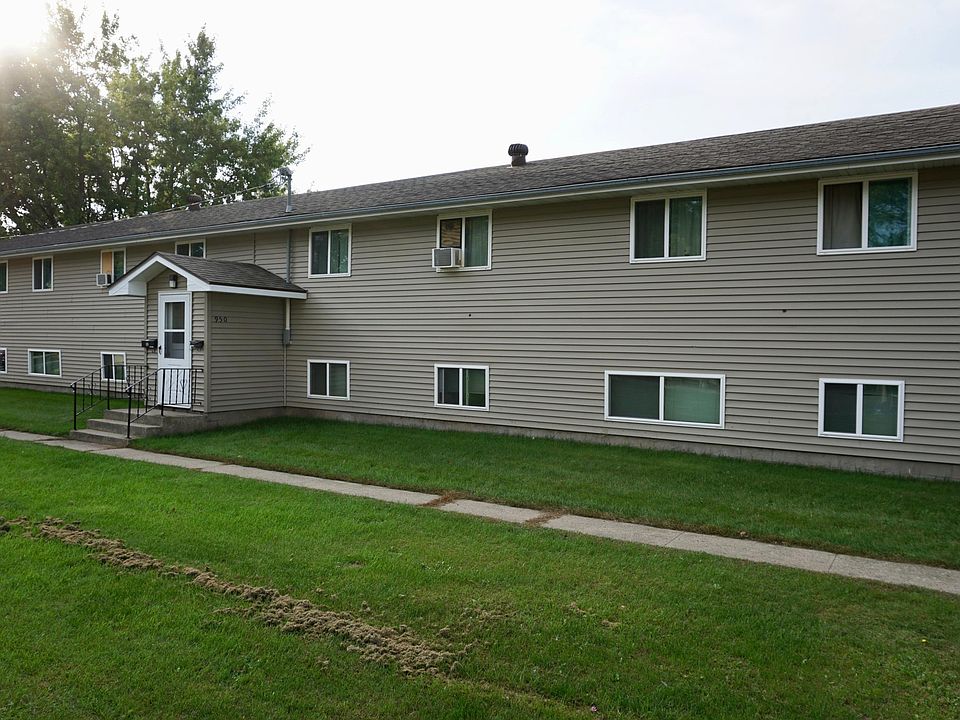 2nd image of 942 Viking Dr