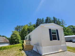 17 Elizabeth Dr #17, Concord, NH 03303