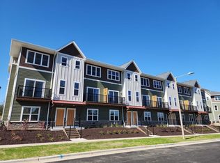 2674 Notre Dame Dr #701, Fitchburg, WI 53711